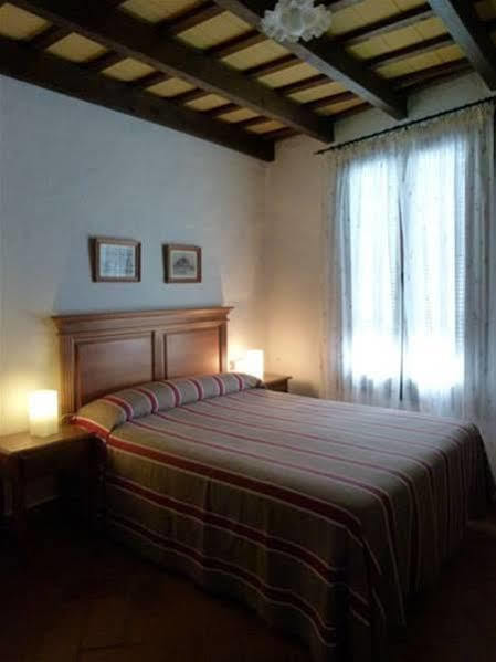 Hostal Santa Catalina Conil De La Frontera Exterior foto